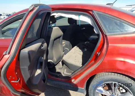 2018 Ford Focus Se z USA, uszkodzony, nr VIN 1FADP3FE6JL241214